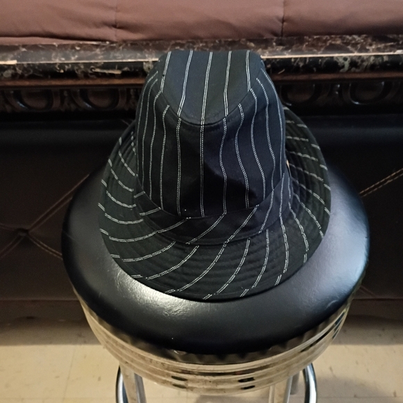MTV Other - MTV Peter Grimm Made Men Black/White Pinstripe Fedora Hat.